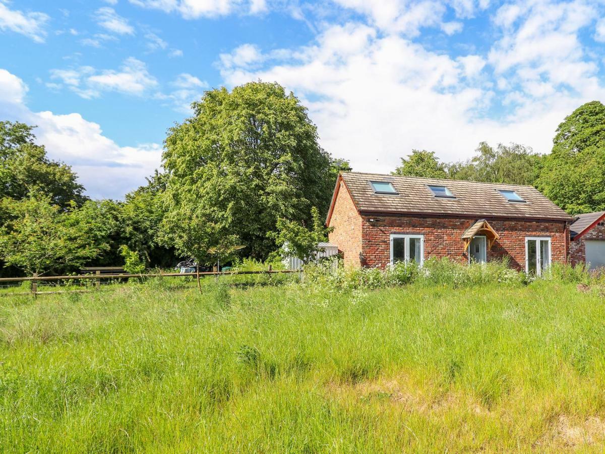 The Stables Villa ฟรอดแชม ภายนอก รูปภาพ